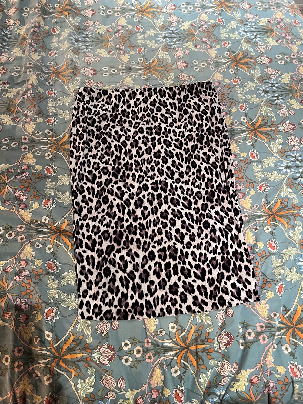 Vince Camuto Black & White Leopard Pencil Skirt
